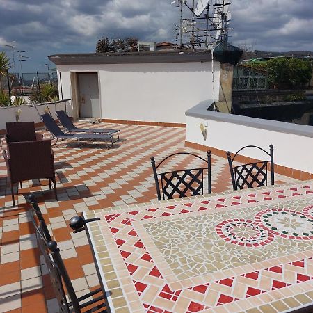 Apartamento Raggio Di Sole Nápoles Exterior foto