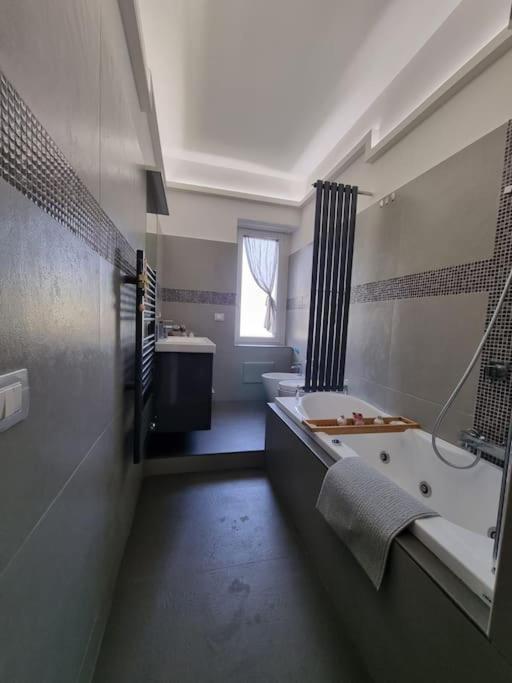 Apartamento Raggio Di Sole Nápoles Exterior foto