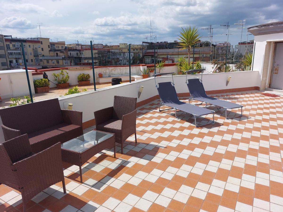Apartamento Raggio Di Sole Nápoles Exterior foto